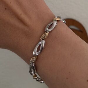 Silver 925 and GP link bracelet with diamond chips 7.5”